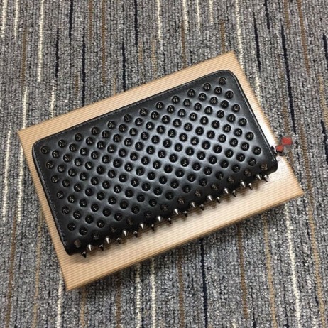 Christian Louboutin Panettone Wallet Calf leather and Spikes Loubinthesky Black Christian Louboutin Wallets