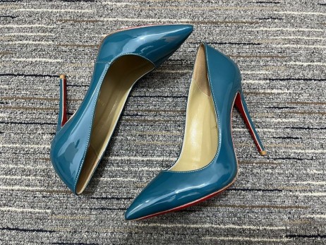 Christian Louboutin So Kate Pumps 120mm Patent Leather Curacao