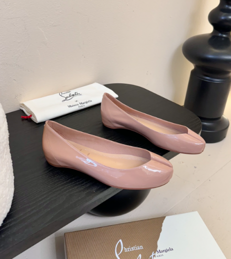 Christian Louboutin Marlougiela Ballerinas Patent Calf Leather Nude