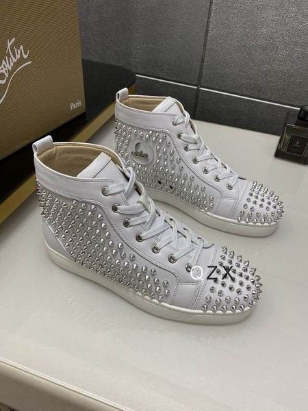 Christian Louboutin Louis Pico de Alta-top de Sapatilhas de Pelica Branca, Sapatos Christian Louboutin