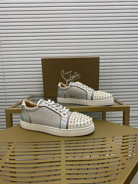 Christian Louboutin Vierira Picos de Baixa superior a Sapatilha CL Sapatos
