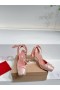 Christian Louboutin Cassia Lace 100 Mm De Tiras Bombas De Crepe, Cetim Cor-De-Rosa