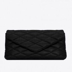 Saint Laurent Sade Puffer Envelope Clutch Preta Em Pele De Cordeiro