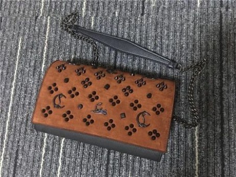 Christian Louboutin Paloma Kuplung Velúr Borjú Bőr pedig Tüskék Barna