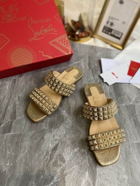 Christian Louboutin Myriadiam Lapos Dia Szandál Fém Dugó Arany