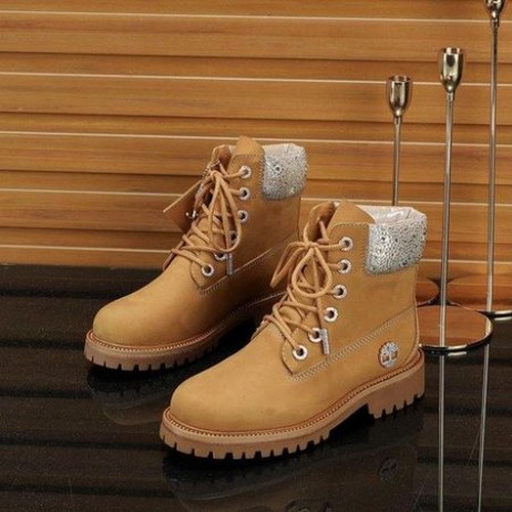 Jimmy Choo Timberland Boots Nubuk Bőr Hímzett Logó Teve Ezüst