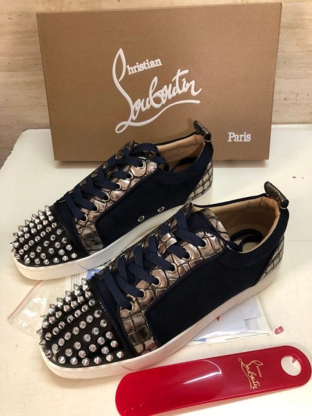 Christian Louboutin Louis Junior Spike Alacsony Top Női Cipők, Bőr, de Veau Velúr Fekete