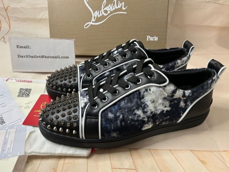 Christian Louboutin Louis Junior Tüskék Cipők Borjú Bőr Fekete Christian Louboutin Cipő