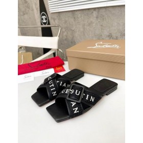 Christian Louboutin Crossimule Bőr Szandál Fekete CL Cipő Bolt