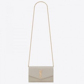 Saint Laurent VB-n, a Külvárosban Lánc Fehér Bőr Pénztárca