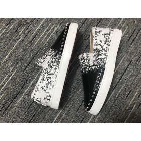 Christian Louboutin Pik Hajó Tüskék, Slip-on Cipők bőröv Fekete Fehér