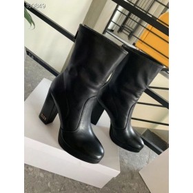 Dior Dubh Tosaithe Rúitín Calfskin Dior Lógó