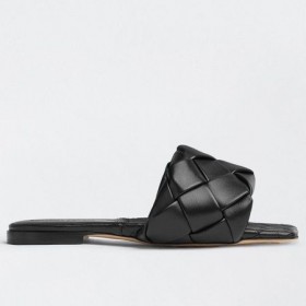 Bottega Veneta Lido Sleamhnáin Dubh Intreccio Lambskin Bottega Veneta Bróga