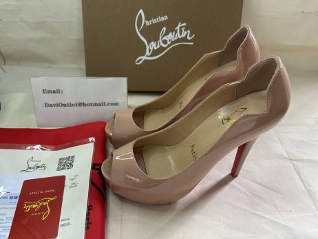 Christian Louboutin Pulcino Caldo Alta 120 Mm Pompe della Pelle verniciata Blush CL Scarpe