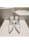 Christian Louboutin Goldina Pioggia 100mm Pompe di Cristallo Fibbia Impreziosita vernice Bianco