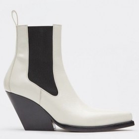 Bottega Veneta BV Magra Chelsea Boots Bianco in pelle di Vitello Bottega Veneta Scarpe