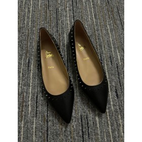 Christian Louboutin Anjalina Appartamenti Picchi In Pelle Di Vitello Nero