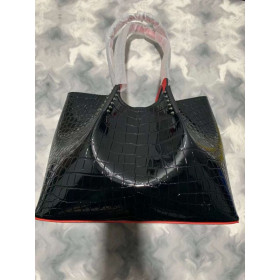 Christian Louboutin Cabarock Borsa Di Coccodrillo Goffrato Pelle Di Brevetto Picchi Nero
