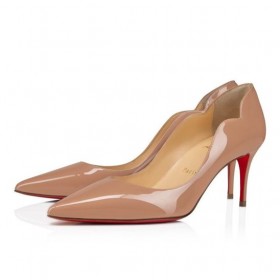 Christian Louboutin Pulcino Caldo 70 Mm Pompe della Pelle verniciata Blush CL Scarpe