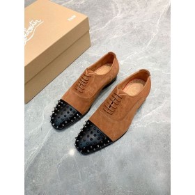 DiscouChristian ー Gregossic平オックスフォードスパイクCalfskinやスエードの黒褐色