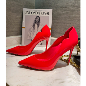 Christian Louboutin Pumps Hot Chick 100 mm Patent Leather Red