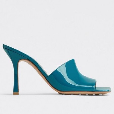 Bottega Veneta Strekke Muldyr 90mm Blå Patent Skinn Bottega Veneta Muldyr