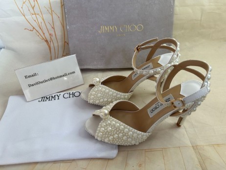 Jimmy Choo Sacora 100mm Hvit Sateng Sandaler med Hele Perler