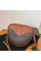Saint Laurent Le Monogramme C ur Bag Lerret Saint Laurent Poser