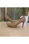 Christian Louboutin Nye, Enkle Pumper 85mm Patent Skinn Naken CL Sko