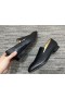 Christian Louboutin Løvetann Loafers Python Skinn Sort CL Sko