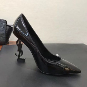 Saint Laurent Opyum 110 pump Svart Patent Skinn Saint Laurent Sko