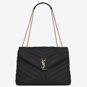Saint Laurent Loulou Medium Bag I Sort Matelasse Skinn Saint Laurent Poser