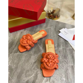 Christian Louboutin Marmela Flatskjerm Sandaler Lammeskinn CL Orange Sko