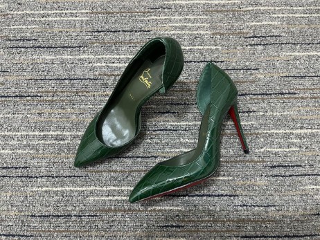 Czółenka Christian Louboutin Iriza z 100-milimetrowej Krokodylej skóry w kolorze Zielonym