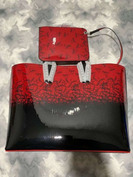 Christian Louboutin Cabata Torba-тоут Z Lakierowanej skóry z nadrukiem Degraloubi Czarny Czerwony