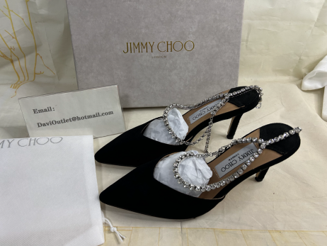 Zamszowe czółenka Jimmy Choo Saeda 85 mm Z Ozdobą w postaci Kryształów w Kolorze Czarnym