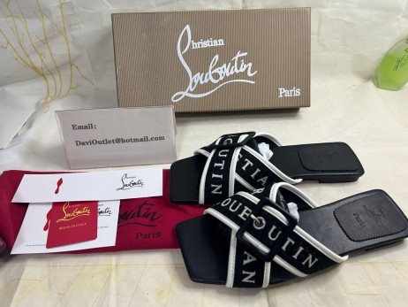 Skórzane Sandały Christian Louboutin Crossimule w Kolorze Czarnym od Christian Louboutin