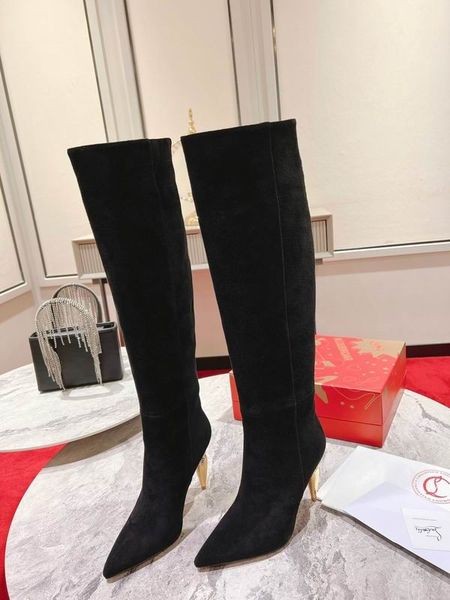 Christian Louboutin Lipbotta Buty do kolan z zamszu 100 mm kolor Czarny