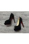 Christian Louboutin Damskie czółenka Na platformie z Ćwiekami 150 mm Z Zamszu w Kolorze Czarnym