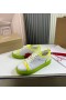 Buty Christian Louboutin Adolon Junior Z niskim piszczelą Ze skóry Neon-Żółty