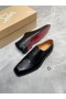 Christian Louboutin Capitano Oxford Z Cielęcej Skóry z Wytłoczonym pod Krokodyla w Kolorze Czarnym