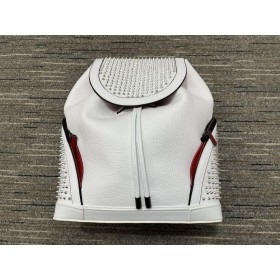 Plecak Christian Louboutin Explorafunk Z Ziarnistej Skóry Cielęcej Z Kolcami Kolor Biały
