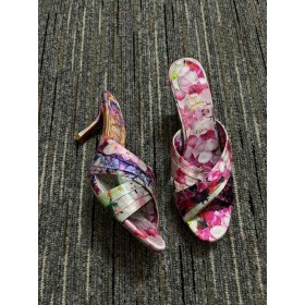 Christian Louboutin Nicol este ÃŽnapoi Sandale CatÃ¢ri 85MM ÃŽnflorit MÄƒtase