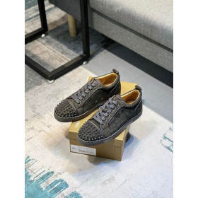 Christian Louboutin Louis Junior Piroane Low-top Sneaker Veau Velours de Măsline
