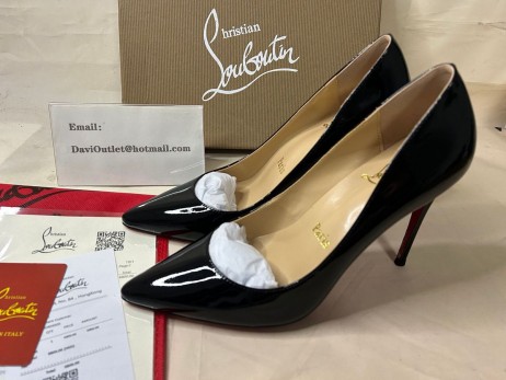 Christian Louboutin Čerpadlá Pigalle Hlúposti Kamienkami 100mm Čierna lakovaná Koža