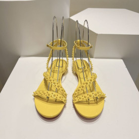 Christian Louboutin Mafaldina Ploché Sandále Lakovanej Kože Žltá