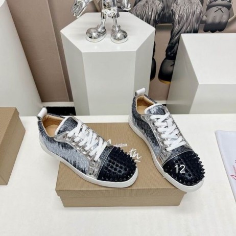 Christian Louboutin 루이스 주니어 스파이크 Orlato 운동화 가죽색