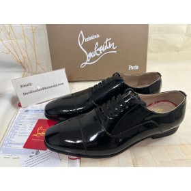 Christian Louboutin Greggo 평 블랙 특허 가죽