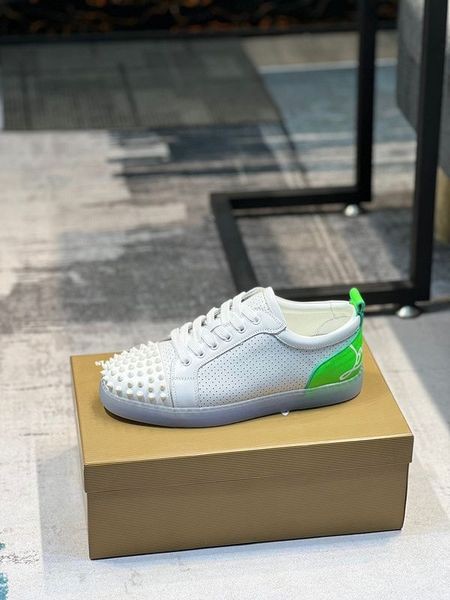 Christian Louboutin tenisice Zabava Louis Junior Spikes i Bijele Fluorescentne boje