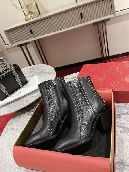 Christian Louboutin With My Guitar Čizme do 65 mm od kože Aligatora s Alatom i zakovice Crne boje